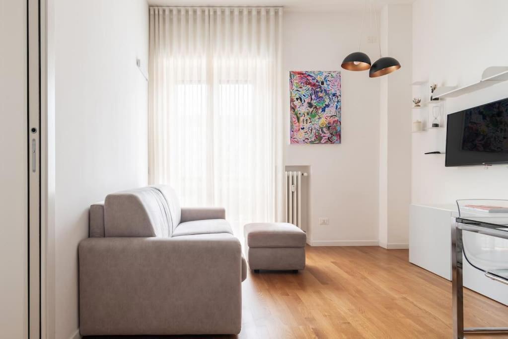 Appartement Da Mauro Sui Navigli Bilocale Vista Darsena *